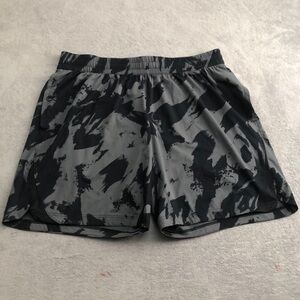 Under Armour shorts size XL